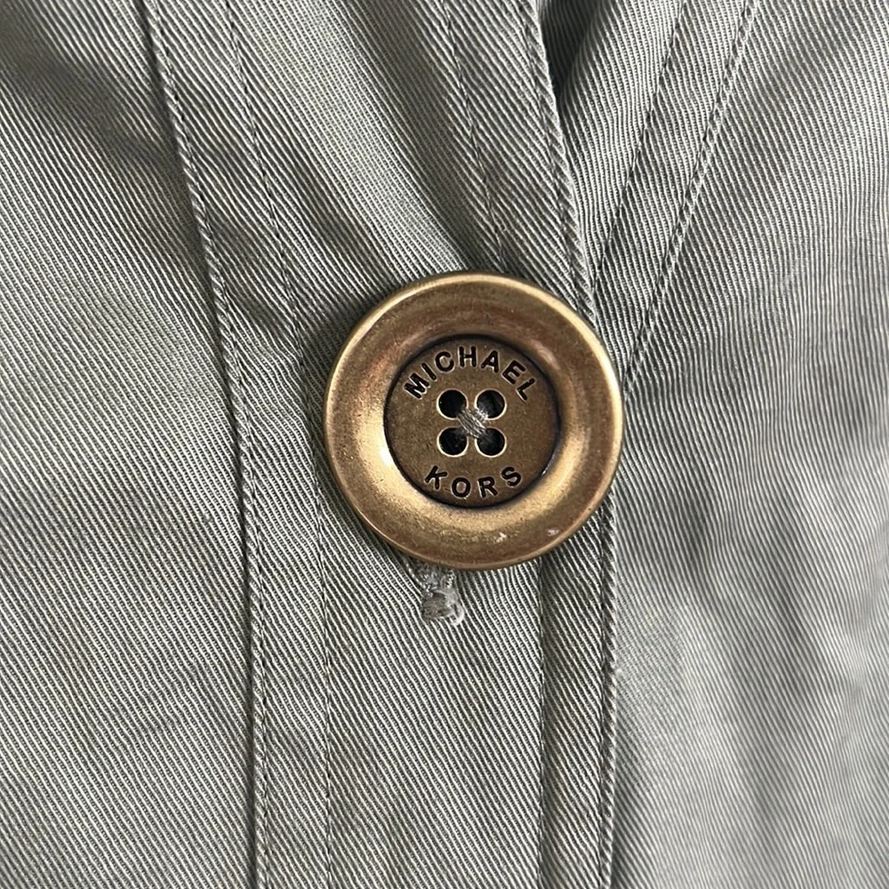 Dress by Michael Kors. - Picture 4 of 8